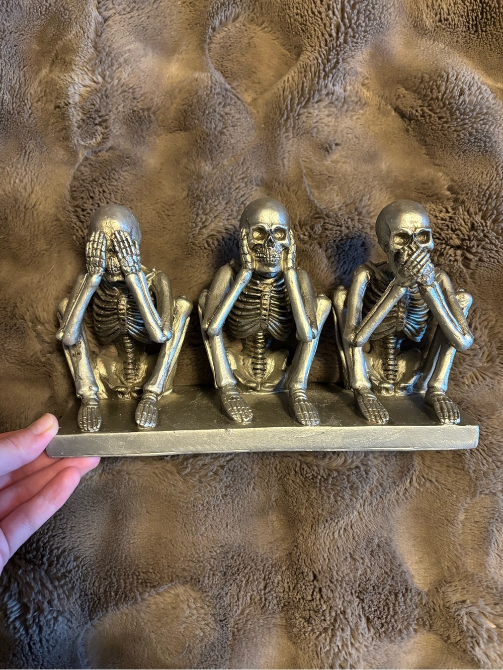 Skeleton silver tabletop decor